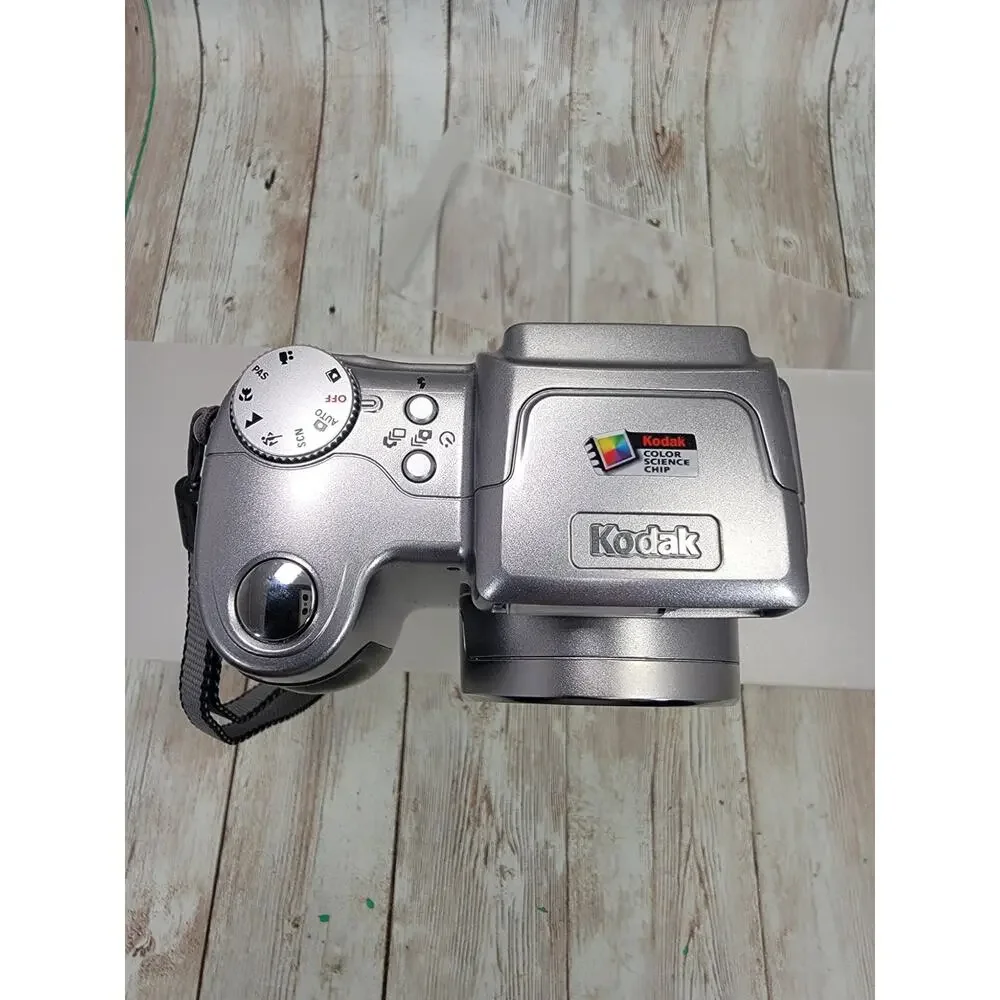 Kodak EasyShare Z700 Point & Shoot Compact Digital CCD P&S Camera Tested & Works